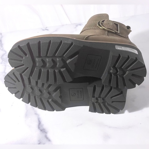 Blondo Dagger Taupe Waterproof Bootie Size 6.5 - Picture 12 of 15